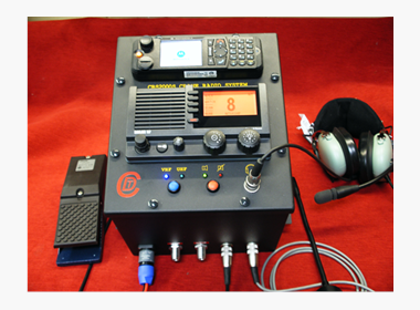 Kranradio med VHF/UHF/PA Høyttalere/Fotbryter/Svanemikrofon