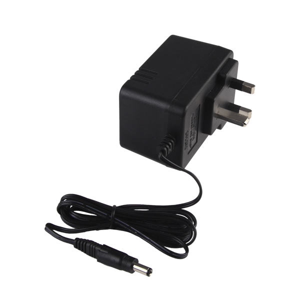 ADAPTOR AC/DC 12V UK