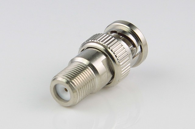 Adapter BNC-MALE / F-FEMALE
